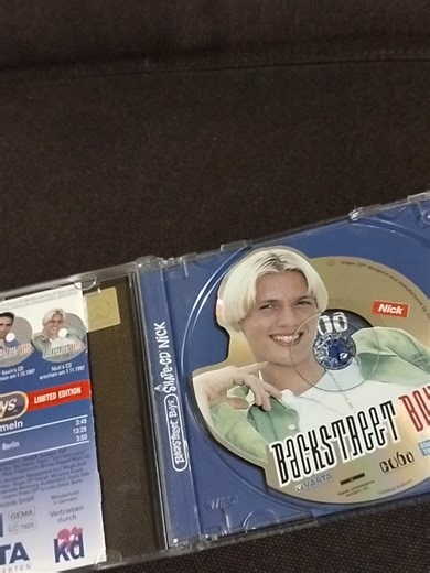 shape-cd Nick Backsteet Boys