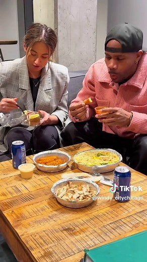 Easy Chicago Food Delivery with Postmates