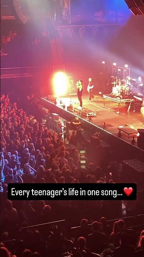 Simple Plan – I’m Just a Kid Live | 2000s Pop Punk Forever 🤘 Viral