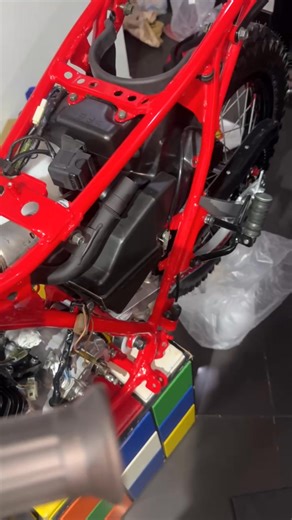 VIDEO63.😜😜 MOFLE así se instala correctamente un Mofle también llamado caracol, otros le dicen exosto👍👍 | Killa motor 2t
