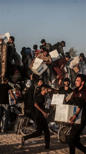 Real Facts on Instagram: "⚠️ When One Side Celebrates Peace… The Other Calls for More Bloodshed ⚠️ As Israelis celebrate the release of hostages after 700+ days, others respond with chants of hate and violence. This is why every past ceasefire has failed — because peace can’t exist where hatred is celebrated. Until terror and extremism are rejected by all sides, another October 7th will always loom. 🕊️ #Israel #Ceasefire #Hostages #Peace #Truth #RealFactsOfficial ⚠️ FAIR USE NOTICE: Content sho