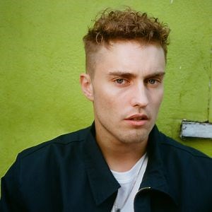 Sam Fender - Rein Me In (feat. Olivia Dean) lyrics
