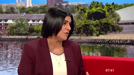 'I do not want Jewish people in our country to feel like they have to live a smaller Jewish life, that they cannot go about their business' Home Secretary Shabana Mahmood told #BBCBreakfast security has been increased at synagogues following the attack in Manchester in which two men were killed https://www.bbc.co.uk/news/live/cx2703lnww4t | BBC Breakfast