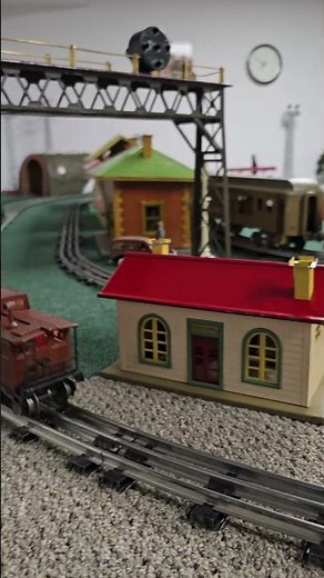 Vintage Lionel freight train outfit 831W headed by 225 from 1941. #lionel #modeltrains #railroad