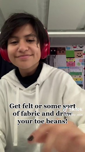 DIY Therian Paw Socks Tutorial: Step-by-Step Guide