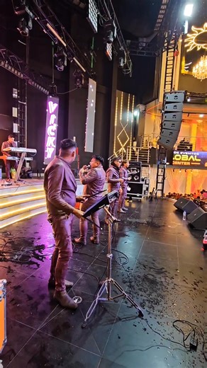 Jezis y su grupo Gran Poder ¡Gran Poder! es ¡Gran poder! La culpable Contratos: 952 199 991 ------------------------- #GranPoder #LaCulpable ---------------- Gigante Sureño | Gigante Sureño