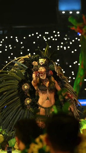 MARCIELLE ALBUQUERQUE SHINES ON THE SECOND NIGHT OF THE PARINTINS FESTIVAL!
