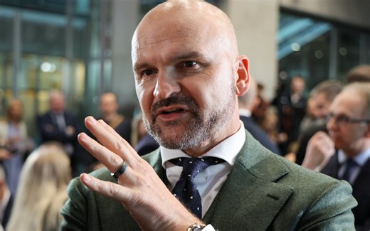 InPost zejdzie z giełdy, trafi w rękce giganta. FedEx i Brzoska ruszą z ekspansją