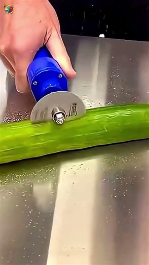 Why Doesn’t a Plaster Cutter Cut Your Skin? 🤯🦴 The Genius Medical Trick Explained! #shorts