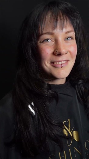 Tape-In Extensions punkiger Stufenschnitt Transformation