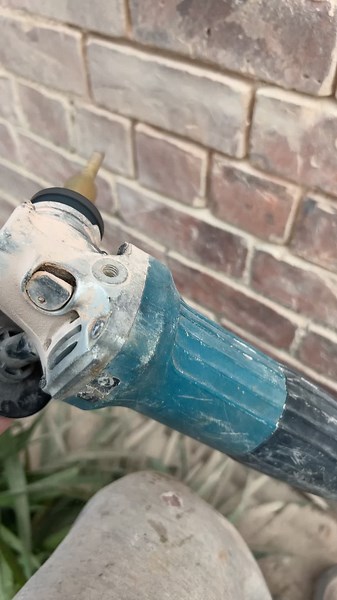 Mastering Repointing: Essential Techniques for Builders