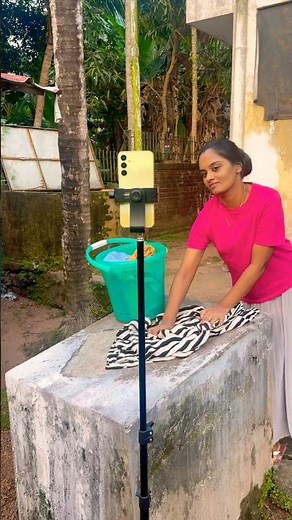 Intelligent mother 😜#shots #trending #viralvideo #funny #comedy