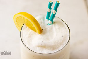 Homemade Frosted Lemonade (Chik-fil-a Copycat Recipe!) - Life's Little Sweets