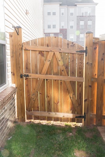 Ready Seal Fence Stain Review and Tips for Sprayer Application