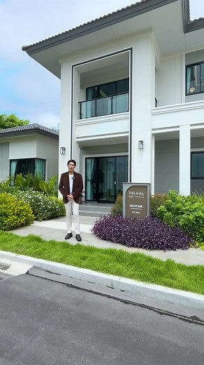 🏡 Velana Hyde I อู่ตะเภา – บ้านฉาง เริ่ม 4.99 ลบ* ✨ บ้านหรู บนสนามกอล์ฟ ใกล้ทุกความสะดวก! 🚘 3 นาที ถึงมอเตอร์เวย์ No.7 📍 5 นาที ถึงโรงเรียนนานาชาติ 🛫 10 นาที ถึงสนามบินอู่ตะเภา 💎 พื้นที่ใช้สอย 194-277 ตร.ม. 🛏️ 3-4 ห้องนอน 🛁 3-5 ห้องน้ำ 🚗 2 ที่จอดรถ 🌿 Clubhouse | Co-Working Space | สวน | ฟิตเนส | ระบบรักษาความปลอดภัย 📞 โทร: 091-949-0000 *เงื่อนไขเป็นไปตามที่บริษัทฯ กำหนด #VelanaHyde #LuxuryHomes #บ้านสนามกอล์ฟ #บ้านหรูระยอง #Banchang #EEC #RealEstateThailand