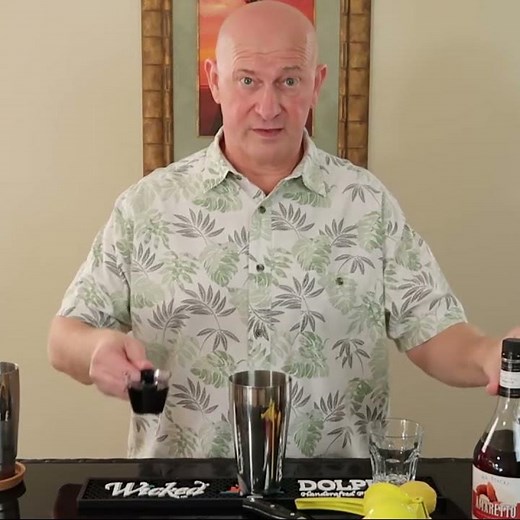 How to Make an Amaretto Sidecar Cocktail #Shorts