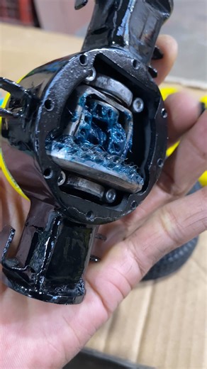 Blue grease⚙️ | Elan Hanmade