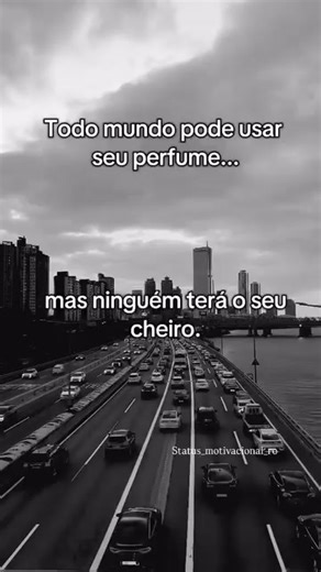 Os vídeos de Paula oliveira (@paulaholcski) com som original - Paula oliveira