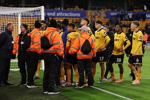 The Wolves players who 'properly' fronted up to the South Bank after Burnley defeat
