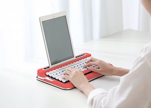 Penna Red Bluetooth wireless mechanical keyboard $159
