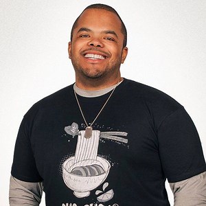 Roger Mooking Bio - carreira, networth, etnia, nacionalidade, idade, esposa, filhos - Biografia