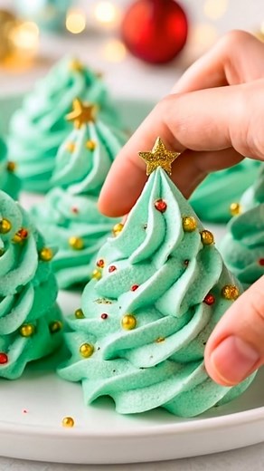 53K views · 369 reactions | Meringue Christmas Trees | Light, Crisp &...
