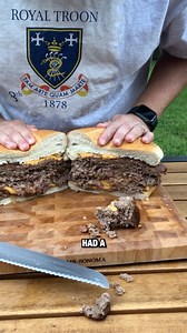 Perfect memorial day cookout #burger #memorialday #cookout #grilling #memorialdayweekend | cookinwithswiss