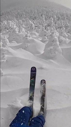 Deep Powder Skiing at Cannon Mountain | Massive Snow Ghosts and Wipeout