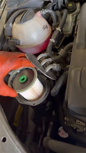 VW CC 2.0 tdi 2017 fuel filter replacement
