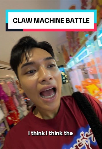 Claw Machine Battle at Fun Claw Mall