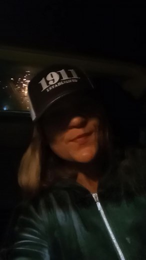 12 reactions | I didn't sleep well last night but woke up feeling very happy | Lisa Mastromarco | Facebook