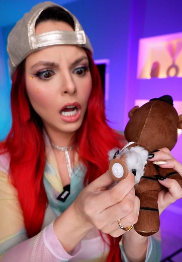 ABRÍ un PELUCHE de FREDDY FAZBEAR y encontré algo TURBIO adentro!!😱☠️🟫 #fnaf #terror #doll #peluche #freddyfazbear