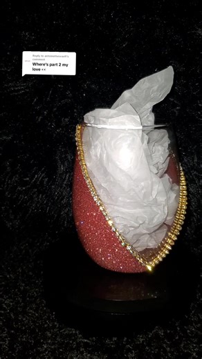 Replying to @antoinettesvault Glitter Wine Glass Tutorial Part 2. I show you how I epoxy and bling my wine glasses! #tutorial#DIY#glitter#glittercups#epoxy#craft#modpodge#custom#cup#customcup#cuptok#artist