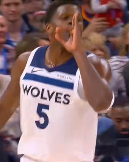 Mixtape Highlights of Anthony Edwards' Basketball Skills