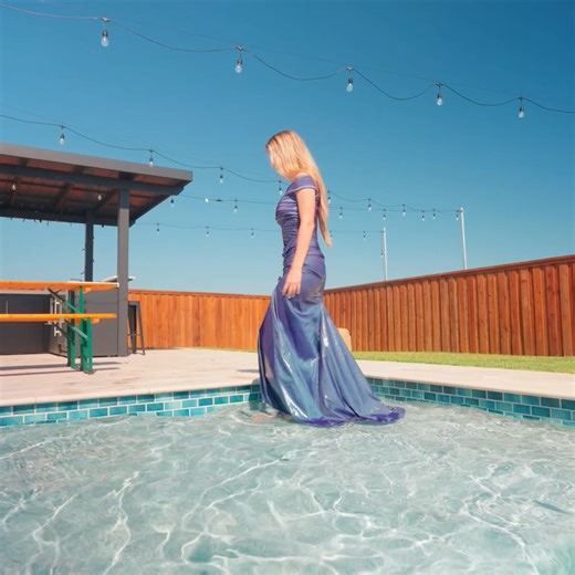 WetlookFashion on Instagram: "Check out Kate's dip in the pool wearing a glamorous evening gown. The full clip is available at wetlookfashion.umd.net #wetlook #wetclothes #eveninggown #wetdress #wetgown #formalswim #wethair #pooljump #diving #underwater #photography #underwaterphotography #dallasmodels #modelling #highheels #nasseklamotten #piscina #trashthedress #shiny #shinyclothes"
