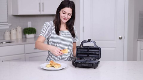 Lumme Sausage Roll Maker, Snack Maker, Delicious Pizza Pockets, Hot Dogs in Blanket, Hot Apple Pie, Chocolate Roll, Sausage Rolls, Fits 4, Non-stick, Make Quick, and savory meals Black