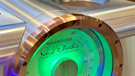 第32届SIAV上海国际高级Hi-Fi演示会美国Dan D’agostino Relentless旗艦前后级美国Magico次旗艦M7 音箱