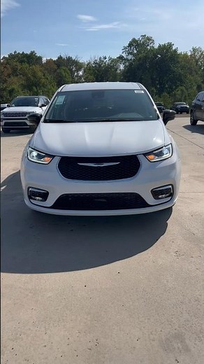 2024 Chrysler Pacifica Touring L FWD. Full review 9/12/24 at 12 noon ET! #chryslerpacifica #chrysler