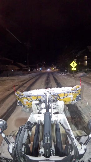 Jon Lesser (@jonlesser5)’s video of skid steer
