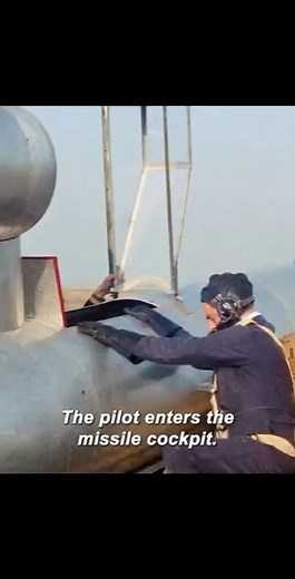 7.6K views | Pilots test flying missiles | Movies-Master | Facebook