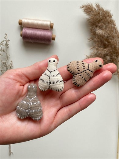 Luna Moth Sewing Pattern PDF - Mini Night Butterfly Tutorial Brooch, Keychain, Plush Toy - Etsy Canada