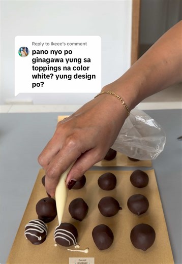 Mastering White Chocolate Drizzle with a Piping Bag