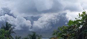 6.7K views · 53 reactions | Taal Volcano update "TAAL VOLCANO STATUS/UPDATE AS OF 26 OCTOBER 2025 0835H As per PTVO, nagkaroon po ng phreatomagmatic eruption kaninang 0820H na umabot sa humigit-kumulang 2,100 meters ang taas ng plume. Tumagal po ito ng less than 5 minutes. Nananatiling nasa Alert Level 1 pa rin ang Bulkang Taal. #TALASENDER #allfollowersviewers #highlightsシ゚ #fypシ゚ #highlighteveryone #volcano #volcanoeruption #allfollowers | Lemuel Villanueva De Ocampo | Facebook