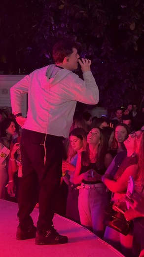 Guaynaa Cantante: Salsa, Banda, y Más