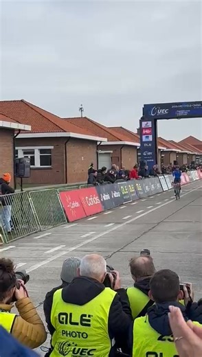 Ilenia Lazzaro on Reels