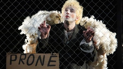 Gran finale per il Festival Lenghis a Gorizia con lo spettacolo Vizita