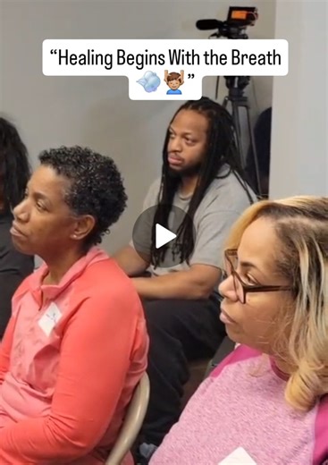 One of the most important lessons I teach my practitioners is this: breathing is everything. 🫁✨ At the Stretch Loft Academy retreat, I remind future healers that breath work is at least 70% of the healing process. If the breath is off, the healing will be off — it’s that simple. Proper breathing allows the body to release, the nervous system to calm, and true healing to begin. Stretching isn’t just about movement; it’s about listening, syncing, and guiding the breath so the body feels safe enou