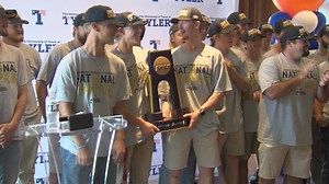 UT Tyler honors the national champion baseball team