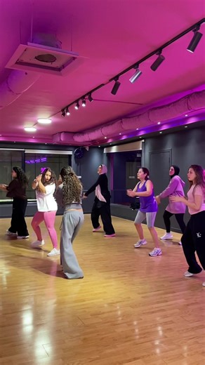 قسم لشكااوي #fypシ #tiktok #foryou #dance #explore @iChoreo Fit @ADAMS DANCE STUDIO @tul8te @Zee 🍸 @hana @Maria Fouad @Maria Fouad @Maria Fouad