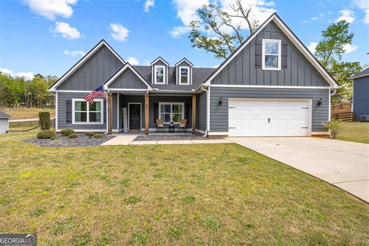 23 E Hill St, Newnan, GA 30263 - MLS 10725836 - Coldwell Banker